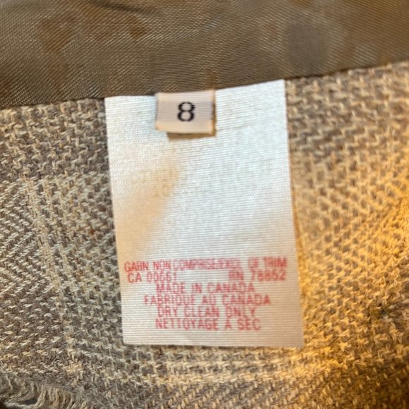 Raffinati Le Collezioni Wool Plaid with Fringe Jacket, Skirt, & Scary Size 8 - Picture 13 of 13